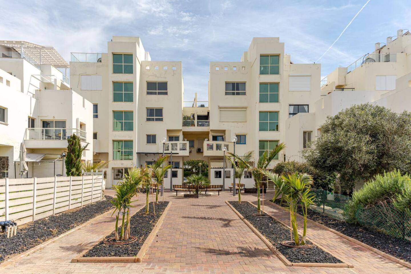 Gw951 Gugel Waves Amazing Seaview Apartments Naharia Buitenkant foto